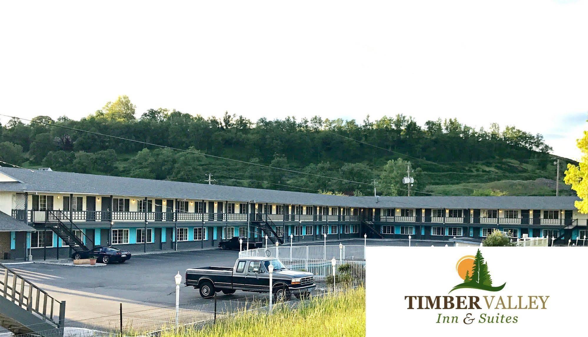 Rosewood Inn & Suites Роузбърг Екстериор снимка